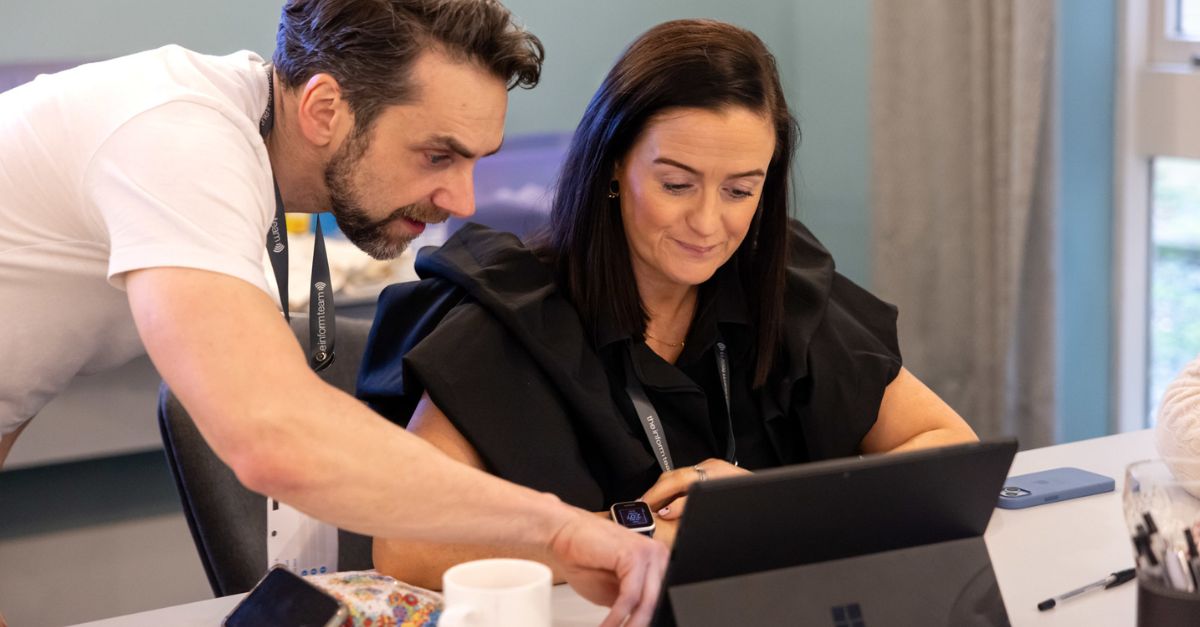 An Inform change manager guides someone through a new M365 application